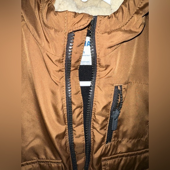 Old Navy Toddler Winter Jacket Tan Like New 2T - Picture 2 of 5